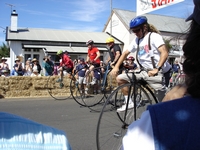 tn_pennyfarthingrace1.jpg