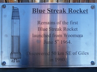 tn_giles5bluestreaksign.jpg