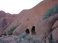 tn_uluru4.jpg