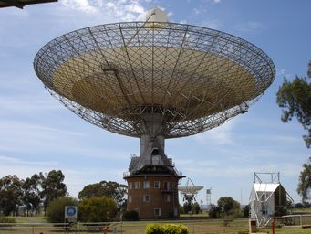 341_parkes_dish_dsc08250.jpg