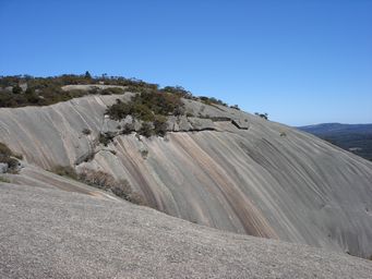 tn_bald_rock_face_dsc06440.jpg