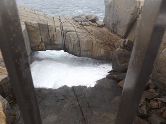 tn_albanynaturalbridgedscf2235.jpg