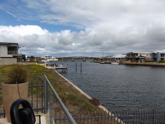tn_port_geographe_dscf9843.jpg