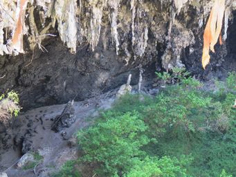 341_lake_cave_img_8204a.jpg