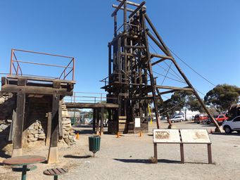 341_kintore_headframe_dscf3625.jpg