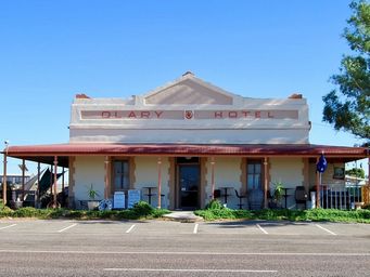 341_olary_hotel_sc.jpg