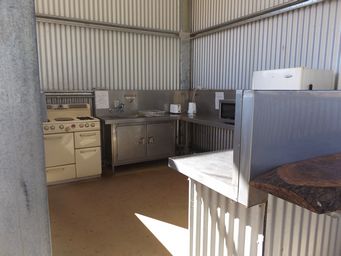 341_penrose_park_camp_kitchen_dscf3372.jpg