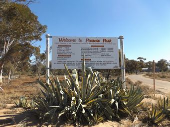341_penrose_park_dscf3367s.jpg