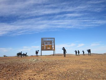 341_tibooburra_entry_statement_n_img_5039s.jpg
