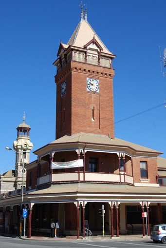 341xbroken_hill_post_office_1.jpg