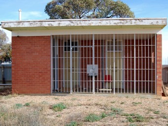 341xcockburn_lockup_sc.jpg