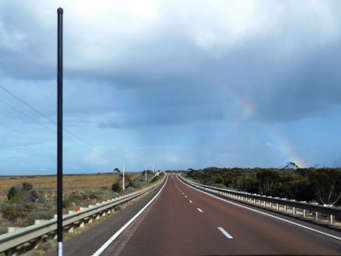 341xeyre_hwy_w_of_ceduna_dscf7849.jpg