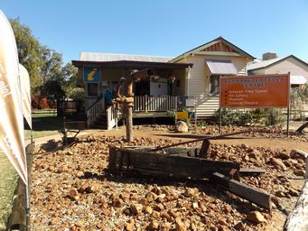 341_cunnamulla_visitor_centre_dscf4141.jpg
