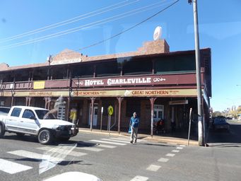 341_hotel_charleville_dscf4047.jpg