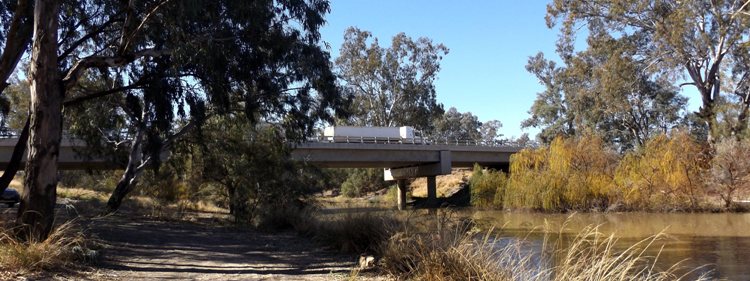 750xbanner_mungindi_bridge_dscf4224s.jpg