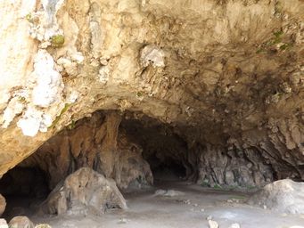 341_borenore_cave_dscf5813.jpg