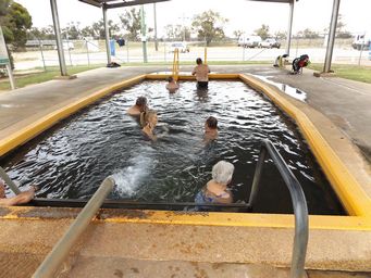 341_pilliga_bore_bath_dscf4453.jpg