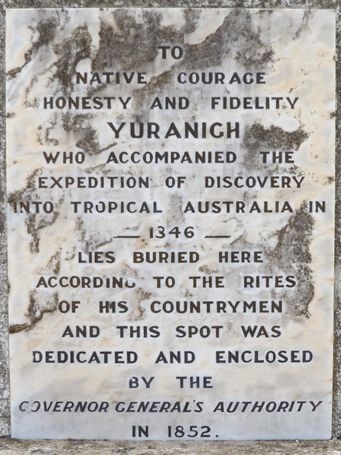 455_yuranighs_grave_dscf5680sc.jpg