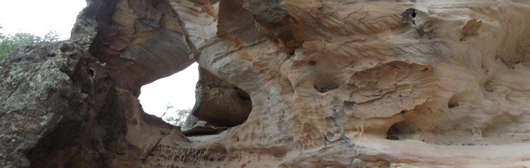 750_banner_sandstone_caves_dscf4782.jpg