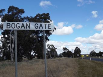 341_bogan_gate_dscf6180.jpg
