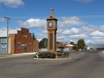 341_bogan_gate_dscf6185s.jpg