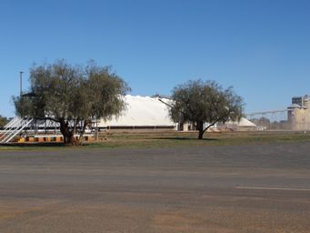 341_tullibigeal_silos_dscf6102.jpg