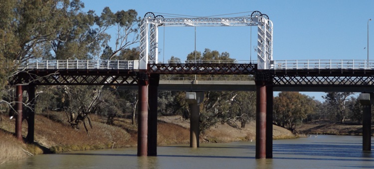 750_banner_north_bourke_bridges_dscf6483sc.jpg