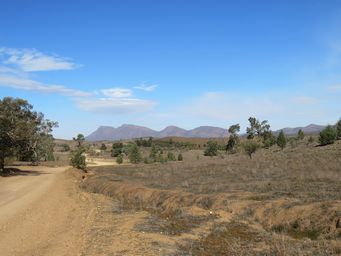 341_leaving_bunyeroo_img_3927.jpg