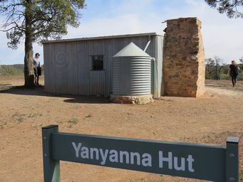 341_yanyanna_hut_img_3921.jpg