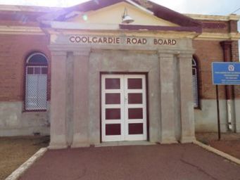 341_coolgardie_former_road_board_img_0293.jpg