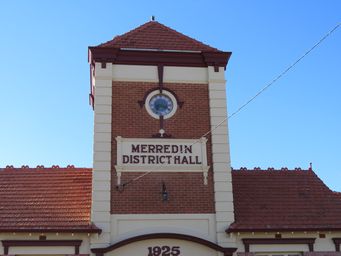 341_former_town_hall_1925_img_9575.jpg