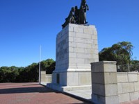 tn_albanymountclarencememorial.jpg