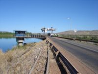 tn_q17lakekununurra.jpg